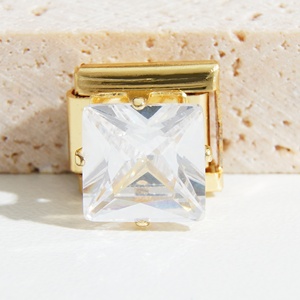 กำไลข้อมือสแตนเลสสตีลประดับจี้รูปหัวใจหลากสีสันสไตล์อิตาลีจาก Gems Gold - Product Image 5
