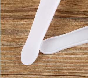 <span class=keywords><strong>Cuchara</strong></span> <span class=keywords><strong>medidora</strong></span> <span class=keywords><strong>de</strong></span> leche en polvo <span class=keywords><strong>de</strong></span> plástico con color blanco puede medir líquido y puede medir <span class=keywords><strong>10</strong></span> <span class=keywords><strong>gramos</strong></span> <span class=keywords><strong>de</strong></span> peso - Product Image 4