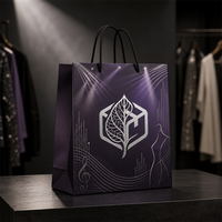 Sacs en papier kraft personnalisés avec logo, usine de fabrication, sacs en papier pour emballage de vêtements, sacs de shopping, classiques, luxueux, argent et violet