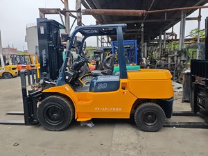 Montacargas Usado Original Japonés Tcm/Komatsu 7FD50 FD30 FD25 con Motor Diésel de 5 Toneladas en Venta - Product Image 2