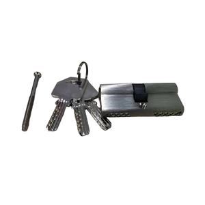 Jixin Euro Serrure à cylindre antivol à rainure serpent pour porte à mortaise interactive Serrure en laiton avec 3 clés - Product Image 1