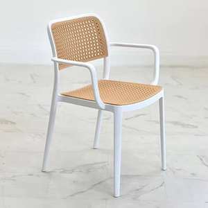 Silla de Comedor Apilable de Plástico PP Moderna para Restaurante, Venta al Por Mayor - Product Image 5