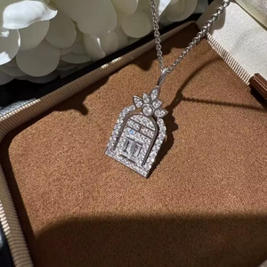 Collar de Plata de Ley 925 con Colgante de Puerta de Castillo y Moissanita, Joyería Elegante y de Lujo, Regalo de Boda o Fiesta - Product Image 4