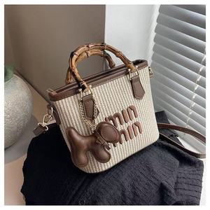 Xách tay Phong cách nước ngoài phong cách Ins vai chéo Túi tre giỏ xô Tote với logo du lịch túi xách - Product Image 5