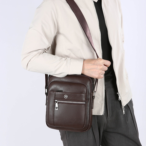 Sac à bandoulière pour homme en PU de haute qualité, personnalisé, pour les voyages d'affaires, le travail, la mode, avec logo géométrique, pour un usage quotidien - Product Image 4