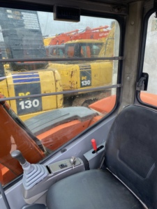 รถขุด HITACHI 55 ขนาด 5.5 ตัน สภาพ 95% ของแท้ พร้อม EPA CE HITACHI 75 รถขุดขนาดเล็กมือสอง hitachi 55 - Product Image 5