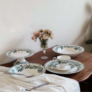 Assiette à pâtisserie vintage en céramique de 10,6 pouces avec motif de roses vertes, style campagnard, support à pâtes italien pour les fêtes - Product Image 2