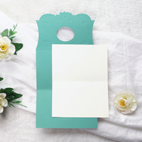 Carte d'invitation de mariage pliée gaufrée verte à prix d'usine, carte d'invitation de fête creuse vierge