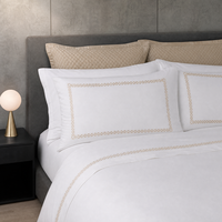 Parure de lit brodée motif losanges champagne, housse de couette blanche, taies d'oreiller, linge de lit d'hôtel avec bordure diamantée