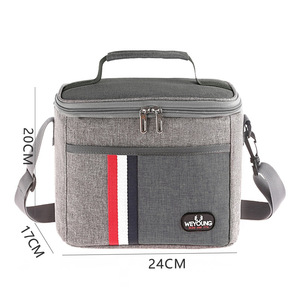 All'ingrosso 8L Oxford Cooler Bag Outdoor campeggio barbecue <span class=keywords><strong>in</strong></span> alluminio e Non <span class=keywords><strong>tessuto</strong></span> porta torte da Picnic - Product Image 2