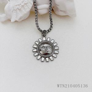 Bijoux de mode classique métal soleil fleur tournesol Mansing étoile pendentif colliers pour femmes accessoires - Product Image 3