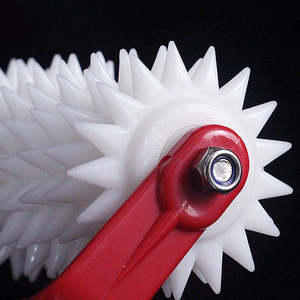 Machine à poinçonner à rouleaux de qualité supérieure à 8 vitesses, à haute efficacité, <span class=keywords><strong>pour</strong></span> pain, pâtisserie, pâte à pizza, rouleau à aiguilles - Product Image 4