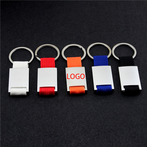 Porte-clés en cuir tissé en alliage de zinc avec logo personnalisable avec pendentif <span class=keywords><strong>antivol</strong></span> de mode gravé au laser pour cadeaux de <span class=keywords><strong>voiture</strong></span> et d'événement - Product Image 1