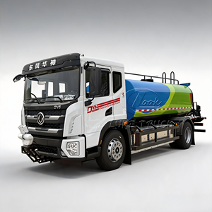 Camion-citerne DONGFENG 12000L : Opération flexible pour l'arrosage des zones touristiques - Product Image 1