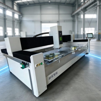 Centre d'usinage horizontal CNC ATC pour le meulage de miroirs, le fraisage, le perçage de trous et le polissage des bords