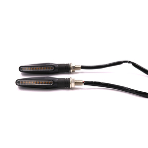 Feux arrière ADT 12 LED, lampes de plaque d'immatriculation LED, IP67, clignotants dynamiques jaunes à effet de défilement, universels pour motos - Product Image 6