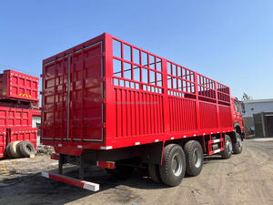 Camión Pesado Usado SINOTRUCK HOWO 6x4/8X4, 351-450HP, 41-50t, LHD/RHD, con Barandas, Euro <span class=keywords><strong>2</strong></span>, Motor Weichai, 5.3-6.2M, para Transporte de Ganado - Product Image 2
