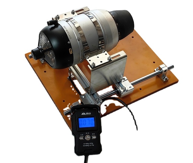 Small kerosene-fueled turbojet engine, an aero-engine for thermal snowplow vehicles, with 40 kg thrust.
