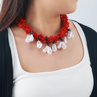 Collier pendentif perle corail en résine rouge ZA Ocean Beach pour femme