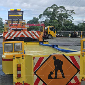 Dispositivo de Amortiguación Lineal Anticolisión para Zonas de Reparación de Tapas de Alcantarilla en Carreteras Urbanas - Product Image 5