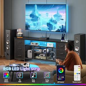 Mueble para TV con Estantes Abiertos para Dormitorio, Soporte para TV Negro, Centro de Entretenimiento, Tomas de Corriente, Cajones de Tela, Cómoda - Product Image 3