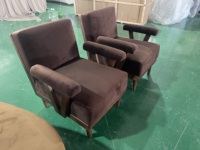 Fauteuil d'appoint en bois massif durable et écologique de style mi-siècle, avec revêtement en velours, pour café, bureau ou maison d'hôtes