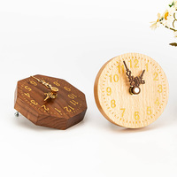 Horloge de chevet en bois massif, simple et élégante, avec logo personnalisé, pour chambre à coucher, artisanat CNC en bois, boîtes en bois, enseignes murales