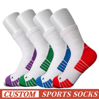 Chaussettes de sport en nylon personnalisées avec logo, évacuation de l'humidité, séchage rapide, coussinets, pour la course à pied, vente en gros