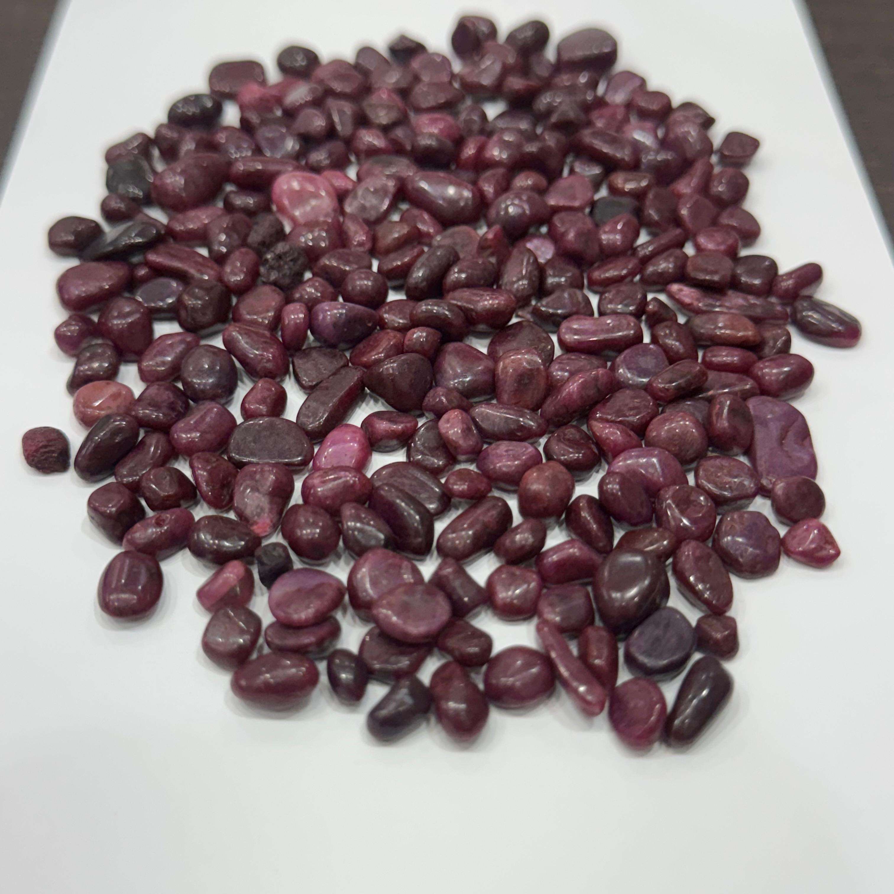 สีแดงชมพู