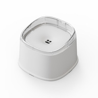Bol d'eau flottant portable pour chien et chat de 2200 ml en PP avec débit réglable, étanche, grande capacité