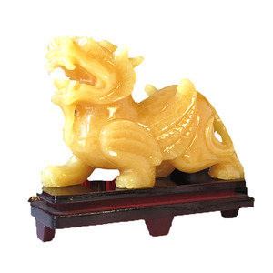 Estatua de Jade Pixiu Tallada Naturalmente en Topacio, Gran Venta - Product Image 2