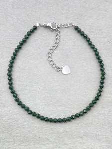 Pulsera de Malaquita Facetada, Joyería Delicada con Piedras Preciosas, Cuentas Microfacetadas, Pulsera de Cristal, Joyería Minimalista, Pequeñas Piedras Preciosas - Product Image 4