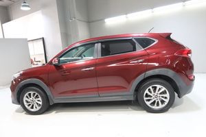 Tucson 2016, SUV d'<span class=keywords><strong>occasion</strong></span>, <span class=keywords><strong>automatique</strong></span>, sièges en cuir, essence, avec toit ouvrant, Euro VI - Product Image 3