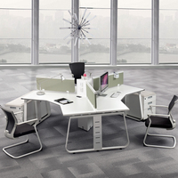 Station de travail modulaire triangulaire personnalisable KALN 120, table de bureau en plan ouvert, finition mélamine, espace de travail informatique flexible, moderne