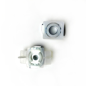 Tuerca de canal de ala de plástico para fijación de canales de acero - Product Image 3