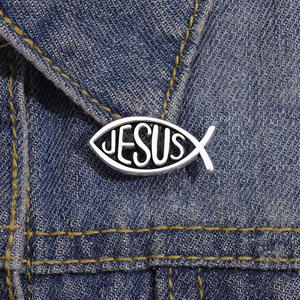 カスタムデザインシルバーメタルJESUSブローチ漫画魚型エナメルピンラペルバッジ卸売価格最小なし - Product Image 4