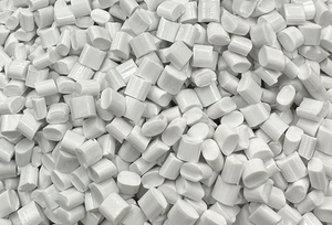 PBT GF25 25% Pellet di Plastica Rinforzata con Fibra di Vetro, Ritardante di Fiamma V0 Modello 05G25, 25kg/sacco, Marca YUNZHI - Product Image 2