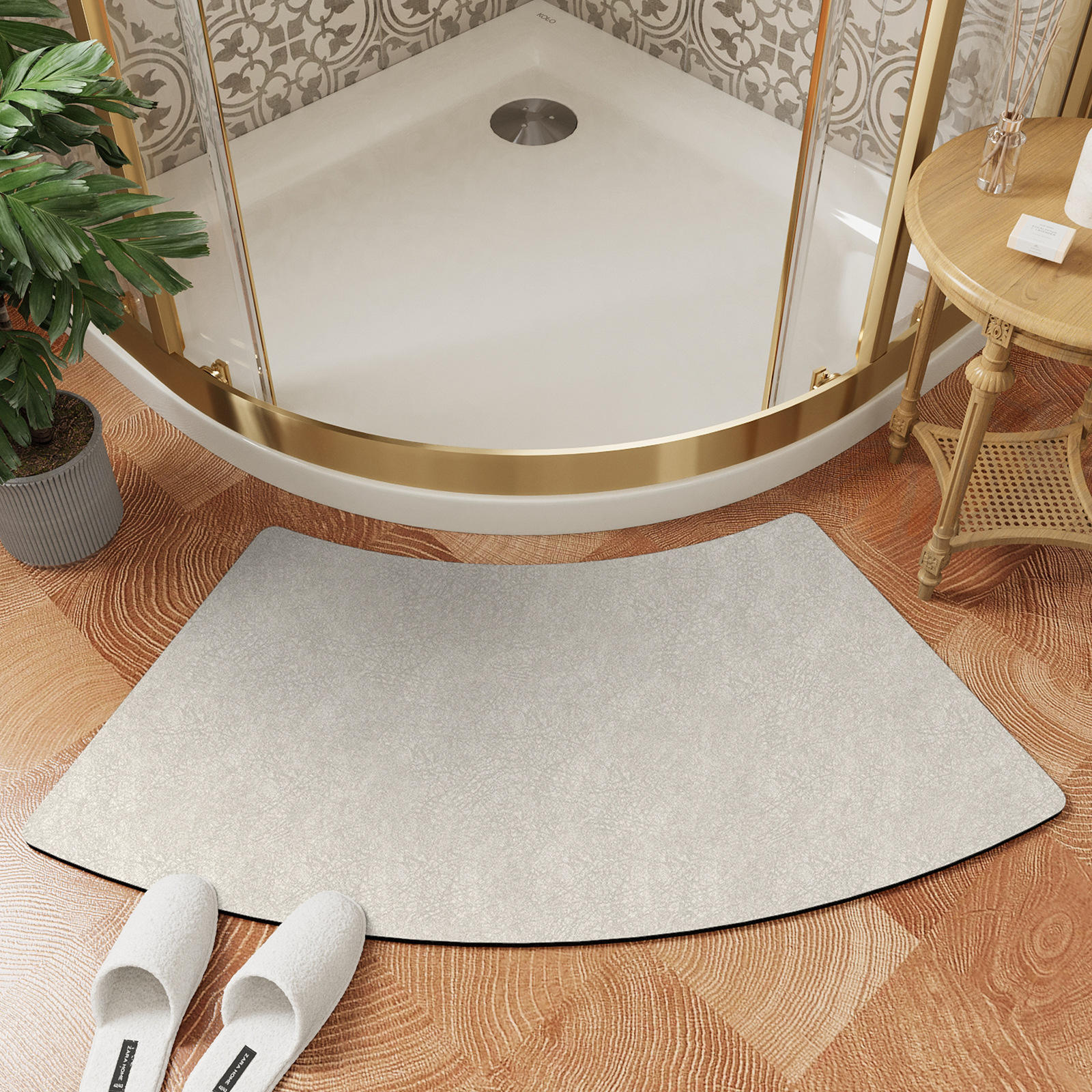 แผ่นรองพื้นห้องน้ำไดอะตอมเมเชียส - สีเบจธรรมชาติ ทรงโค้ง