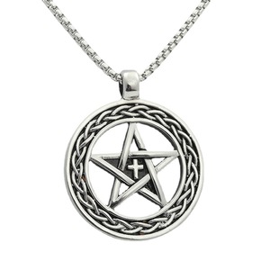 Collier avec pendentif rond en acier inoxydable pour hommes, avec étoile à cinq branches, design géométrique rétro, bijoux de style punk - Product Image 5