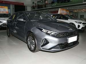 2024 nuevo vehículo de gasolina de China 1.5L sedán de 5 plazas gran espacio Euro VI asientos de tela estándar de emisión R18 Manual para Kia K3 - Product Image 5