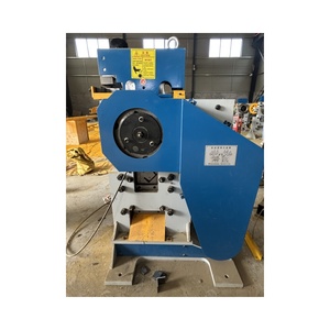 Tôles métalliques mécaniques électriques Machine de cisaillement automatique Iron Worker Combiner Poinçonneuse et Cisaille Outils de ferronnier - Product Image 1