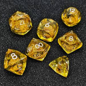 Ensemble de dés en résine faits à la main avec pierres précieuses, 7 pièces, dés polyédriques à noyau liquide pour jeux de rôle, Donjons et Dragons, jeux de table, dés DND - Product Image 4