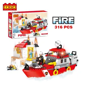 COGO Enlighten Fire Speed Boat Educational DIYモデルブロック教育用レンガのおもちゃ