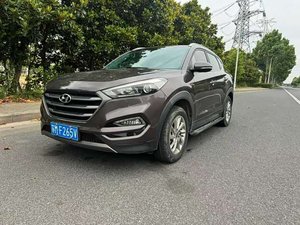 Voiture d'<span class=keywords><strong>occasion</strong></span> à bas <span class=keywords><strong>prix</strong></span> <span class=keywords><strong>Hyundai</strong></span> <span class=keywords><strong>Tucson</strong></span> 2015 2016 2017 SUV économique Boîte automatique 7 vitesses Essence 1.6t L4 <span class=keywords><strong>Tucson</strong></span> d'<span class=keywords><strong>occasion</strong></span> - Product Image 1