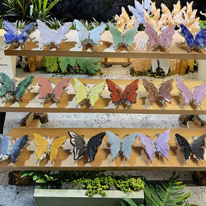 Adorno de Mariposa de Cuarzo Fresa con Cuerpo de Plata, Tallado a Mano con Piedras Mixtas, Cristal Energético, Arte Popular, Tendencia de Moda para el Año Nuevo Chino - Product Image 3