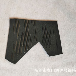 Etiquetas de silicona Yuanda para ropa y bolsos, gruesas, con impresión 3D y transferencia térmica - Product Image 2