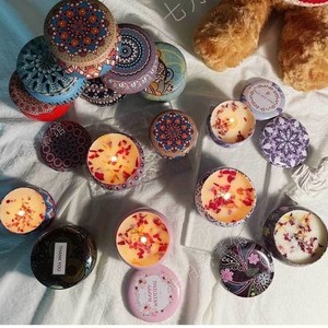 Bougie d'aromathérapie sans fumée aux fleurs séchées, en cire de soja mélangée, en forme de coupe, pour chambre à coucher, parfum d'ambiance intérieur longue durée - Product Image 5