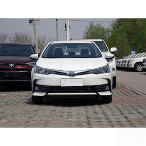 Toyota Corolla d'occasion <span class=keywords><strong>2017</strong></span> Facelift 1.2T <span class=keywords><strong>S</strong></span>-CVT GL, berline essence turbo, faible kilométrage et sans accident - Product Image 2