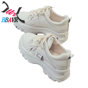 Zapatos Deportivos de Moda para Estudiantes, Otoño-Invierno 2025, Color Blanco, Casuales, con Suela Gruesa, Cordones y Forro de Malla - Product Image 4