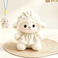 Mignonne poupée en peluche agneau avec bonnet de sommeil, porte-clés en peluche mouton à longue fourrure douce